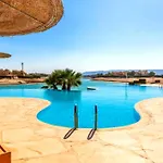 Sabina El Gouna - Pool And Lagoon Access